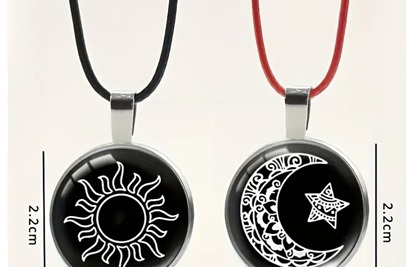Medidas do medalhão das pulseiras Infinity Love: 2,2 cm